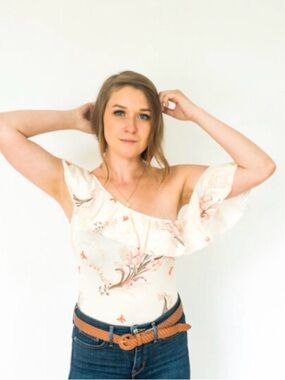 One-Shoulder Floral Ruffle Women’s Bodysuit in Cream